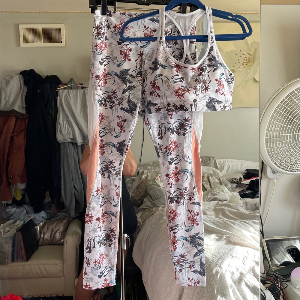 SHEIN 2 Piece Floral with Mesh Matching set in L